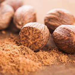EO_muskatovy_orech_obr.jpg